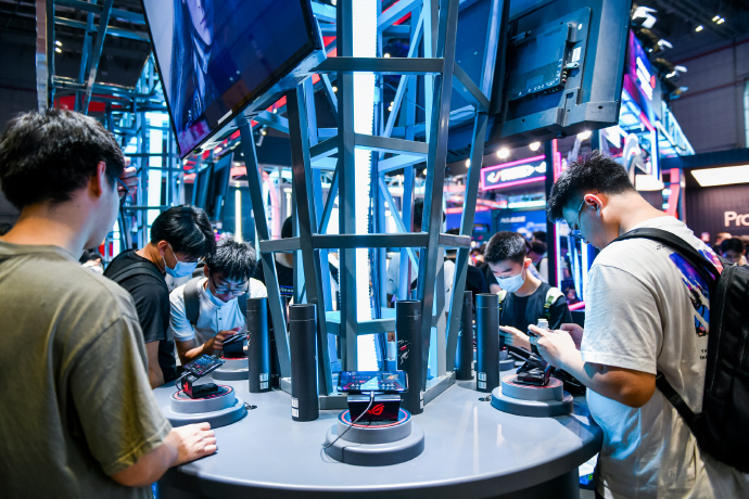 巴適得板~|寧美黑科技產(chǎn)品閃耀成都核聚變_游戲